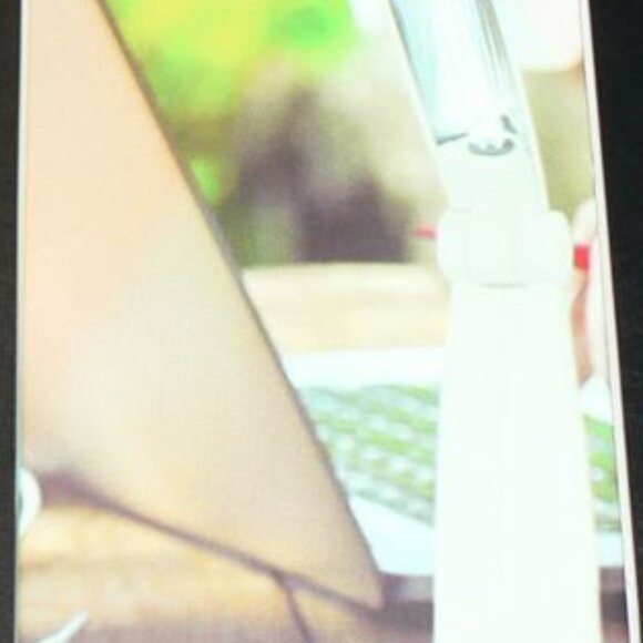 Vivitar Pure Mobile UV Disinfecting Handheld Sanitizer Wand in PinkMSRP $20 - Picture 5 of 5